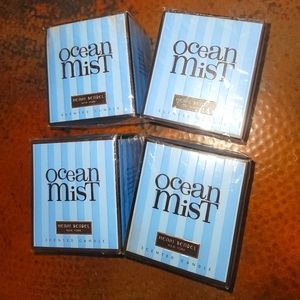 Lot of 4 New Factory Sealed Henri Bendel New York Candles Ocean Mist